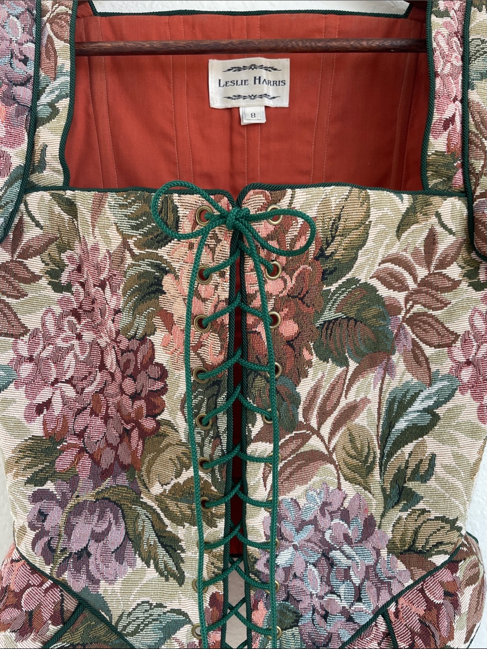 LESLIE HARRIS Floral Tapestry Lace-Up Renaissance Bodice - Picture 3 of 15